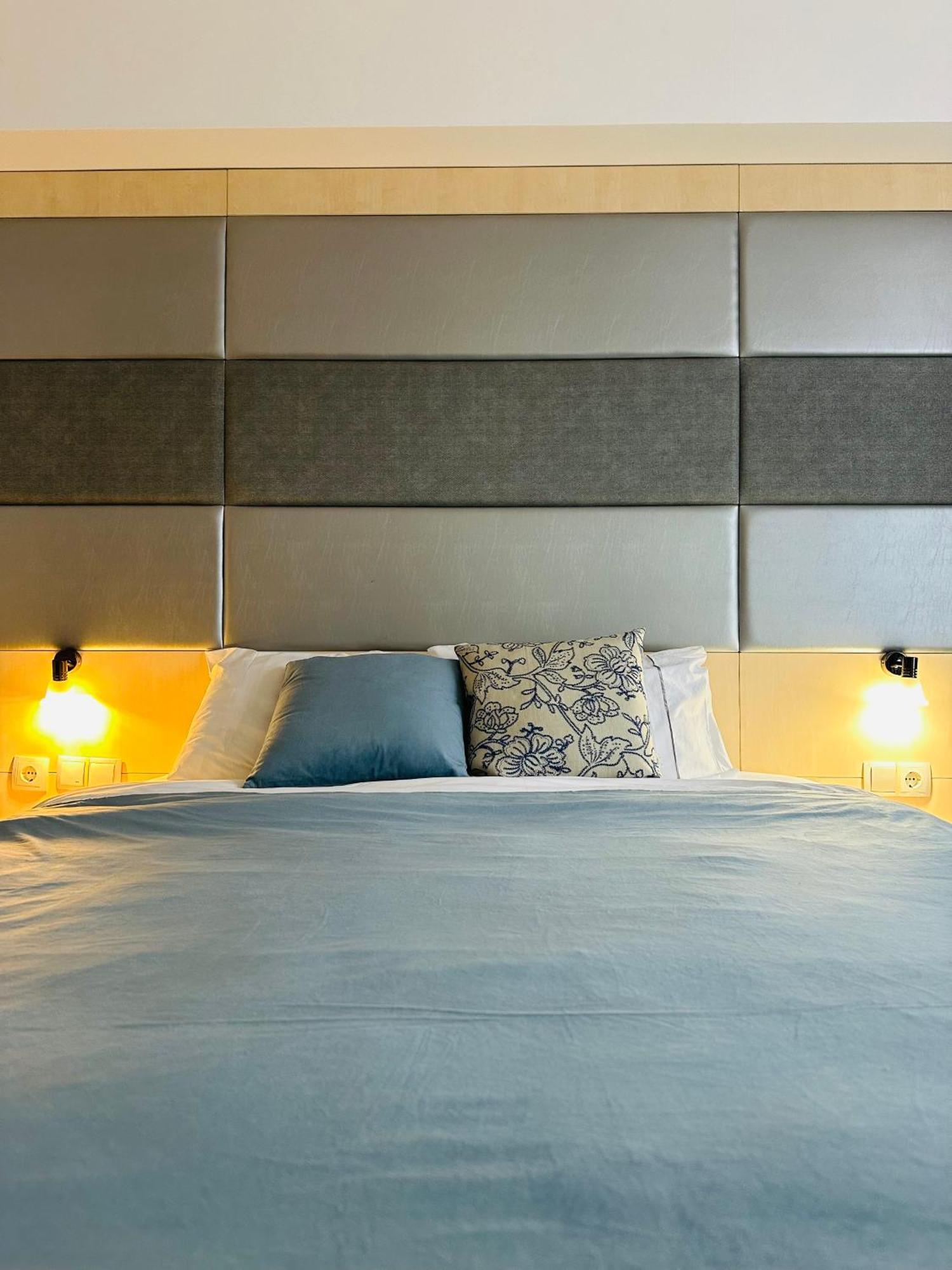 Hotel Plaza Craiova Dış mekan fotoğraf